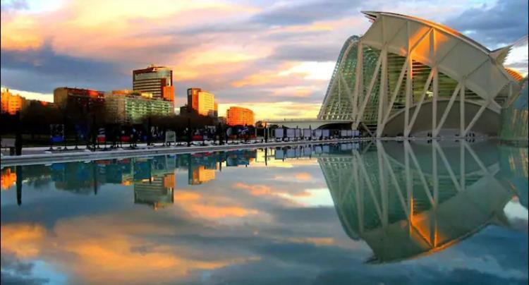 Lovely Apartment Near Beach & Science City Valencia Eksteriør bilde
