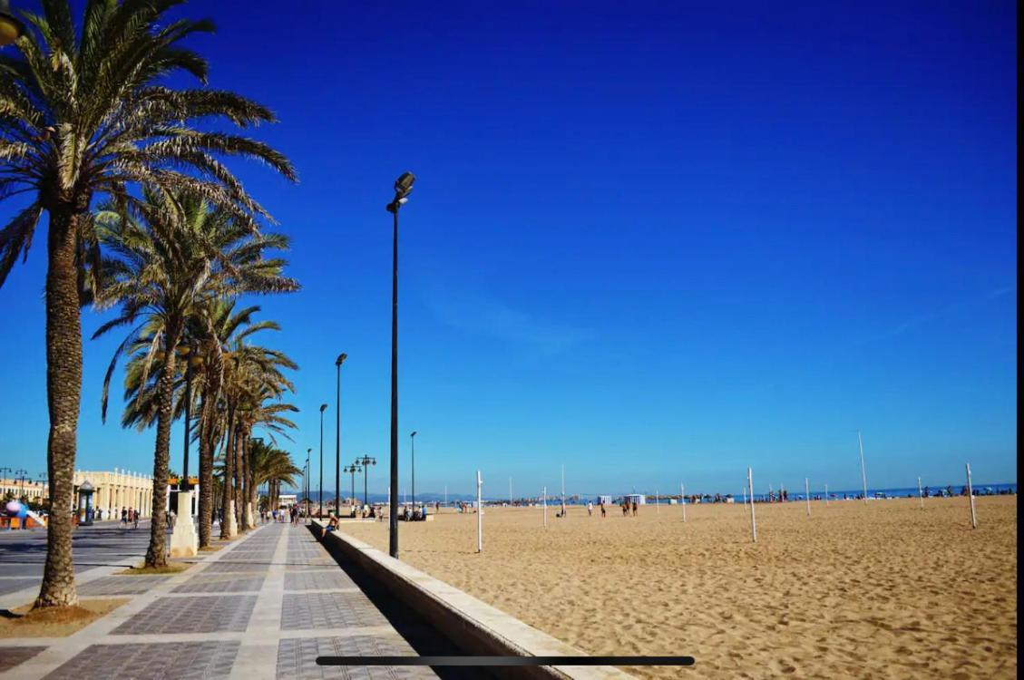 Lovely Apartment Near Beach & Science City Valencia Eksteriør bilde